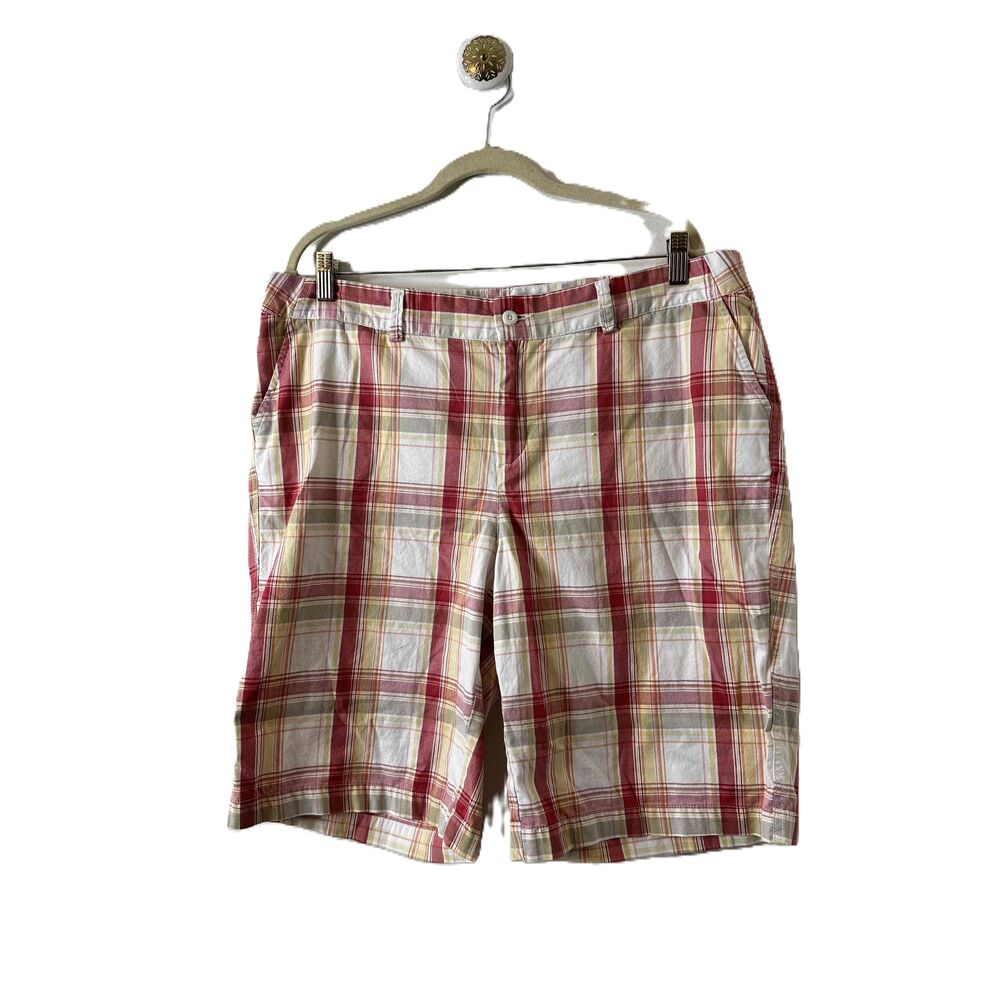 Eddie Bauer Walking Shorts Womans Size 18 Multicolor Red Casual Plaid Belt Loops